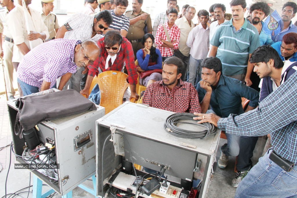 Venkatadri Express Movie Stills n Walls - 41 / 111 photos