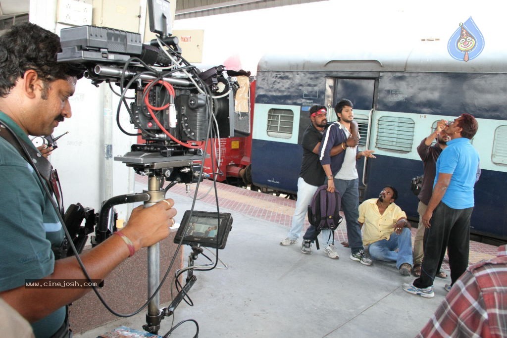 Venkatadri Express Movie Stills n Walls - 44 / 111 photos