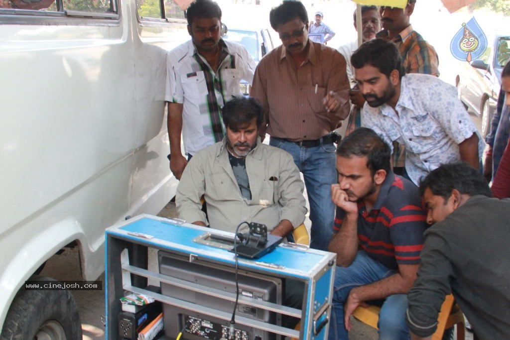 Venkatadri Express Movie Stills n Walls - 99 / 111 photos