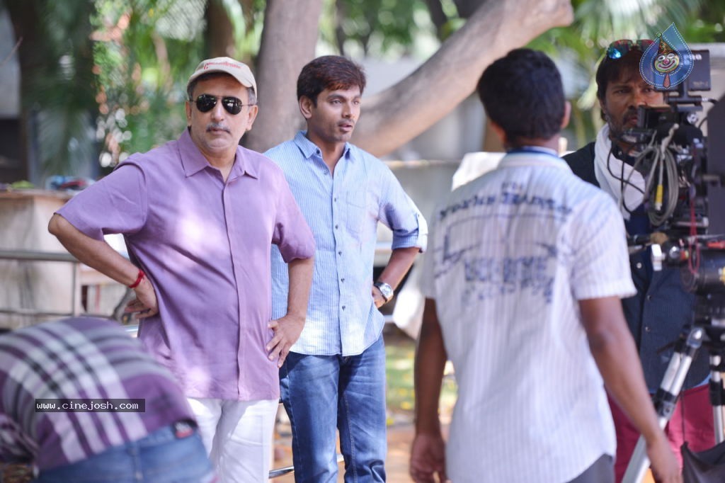 Venkatadri Express Movie Stills n Walls - 104 / 111 photos