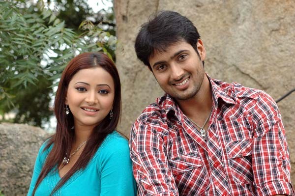 Uday Kiran - Swetha Basu - New Movie Opening  - 22 / 24 photos