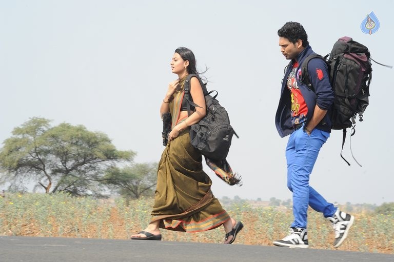Vennello Hai Hai New Stills - 3 / 14 photos