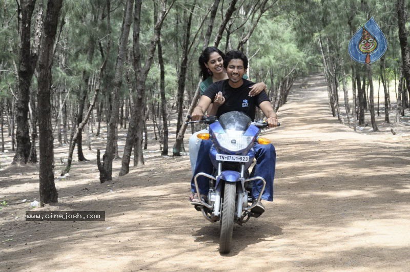 Veppam Tamil Movie Stills - 21 / 54 photos