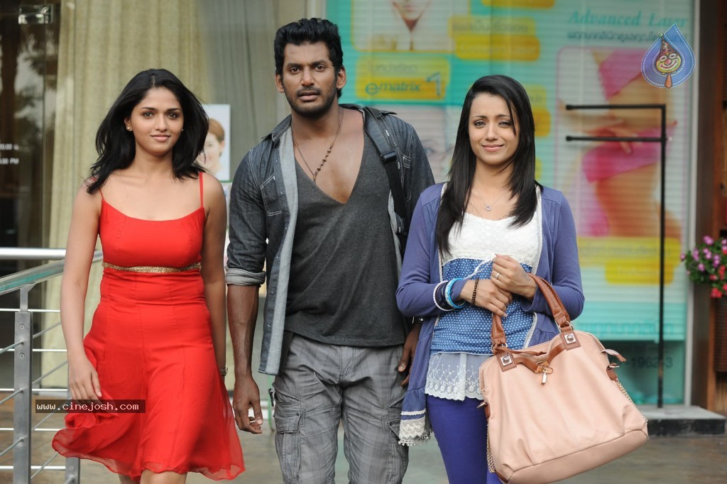Vetadu Ventadu Movie Hot Stills - 22 / 142 photos