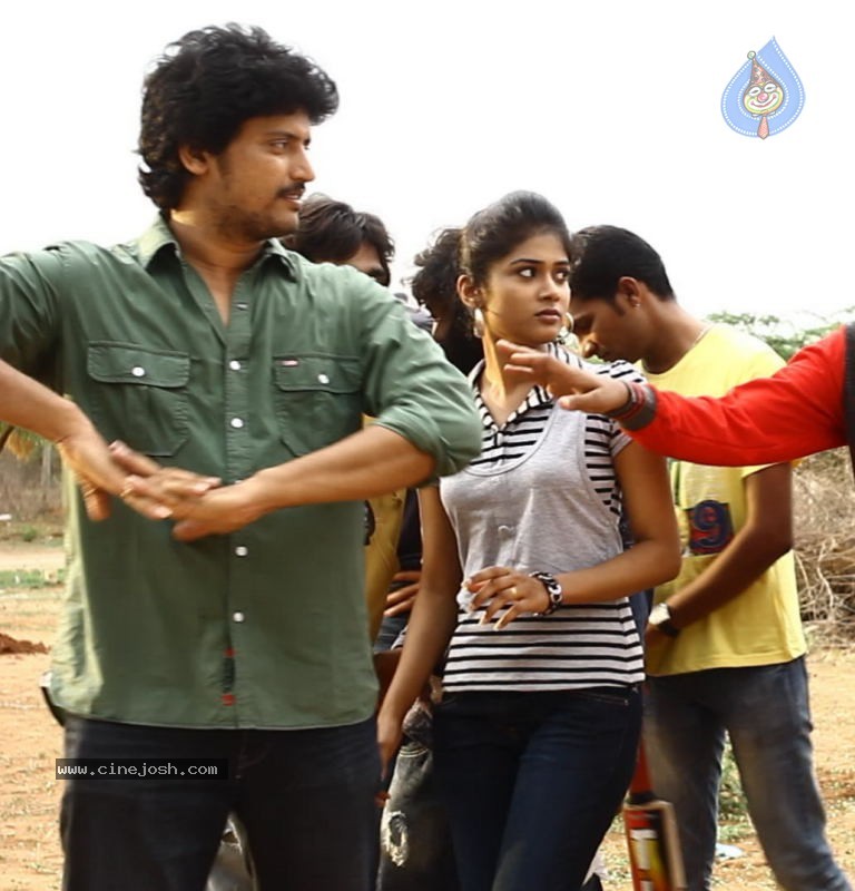 Vethika Nenu Naa Ishtamga Movie Stills - 15 / 33 photos