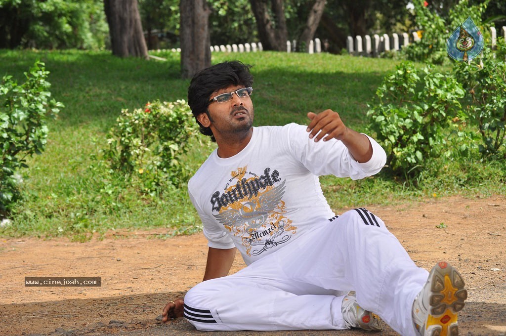 Vetkathai Kettal Enna Tharuvai Tamil Movie Stills - 39 / 81 photos