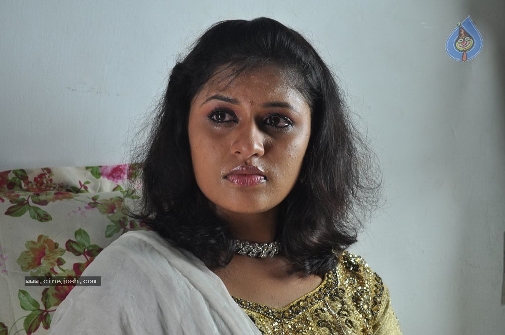 Vetkathai Kettal Enna Tharuvai Tamil Movie Stills - 51 / 81 photos