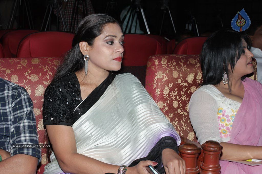 Vetrimaran IPS Tamil Movie Stills - 10 / 89 photos