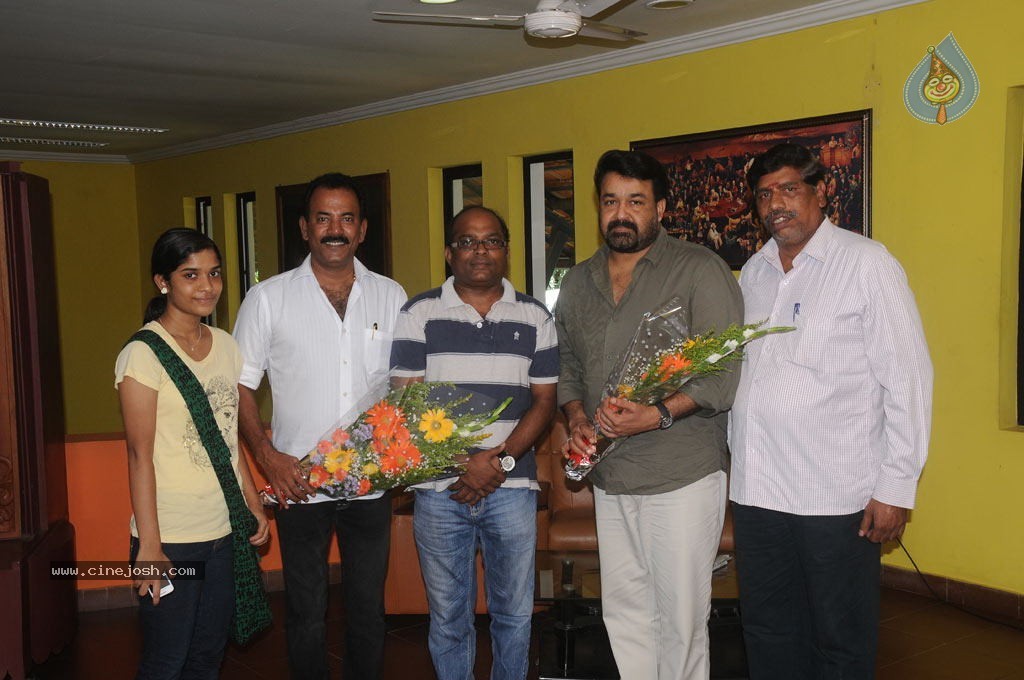 Vetrimaran IPS Tamil Movie Stills - 49 / 89 photos