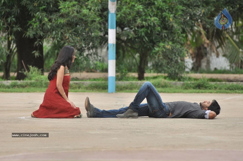 Vikram Dhada Tamil Movie Stills - 43 / 48 photos