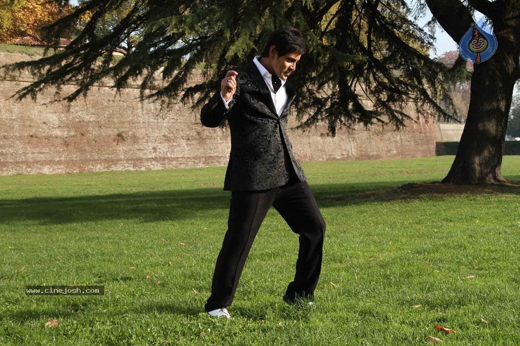 Vikram Stills in Veedinthe Movie - 33 / 84 photos