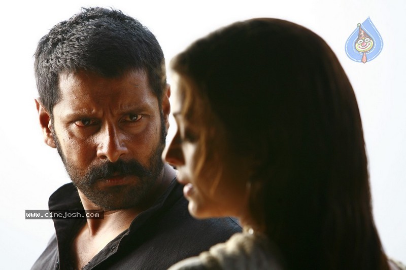 Villain Movie Stills - 25 / 41 photos