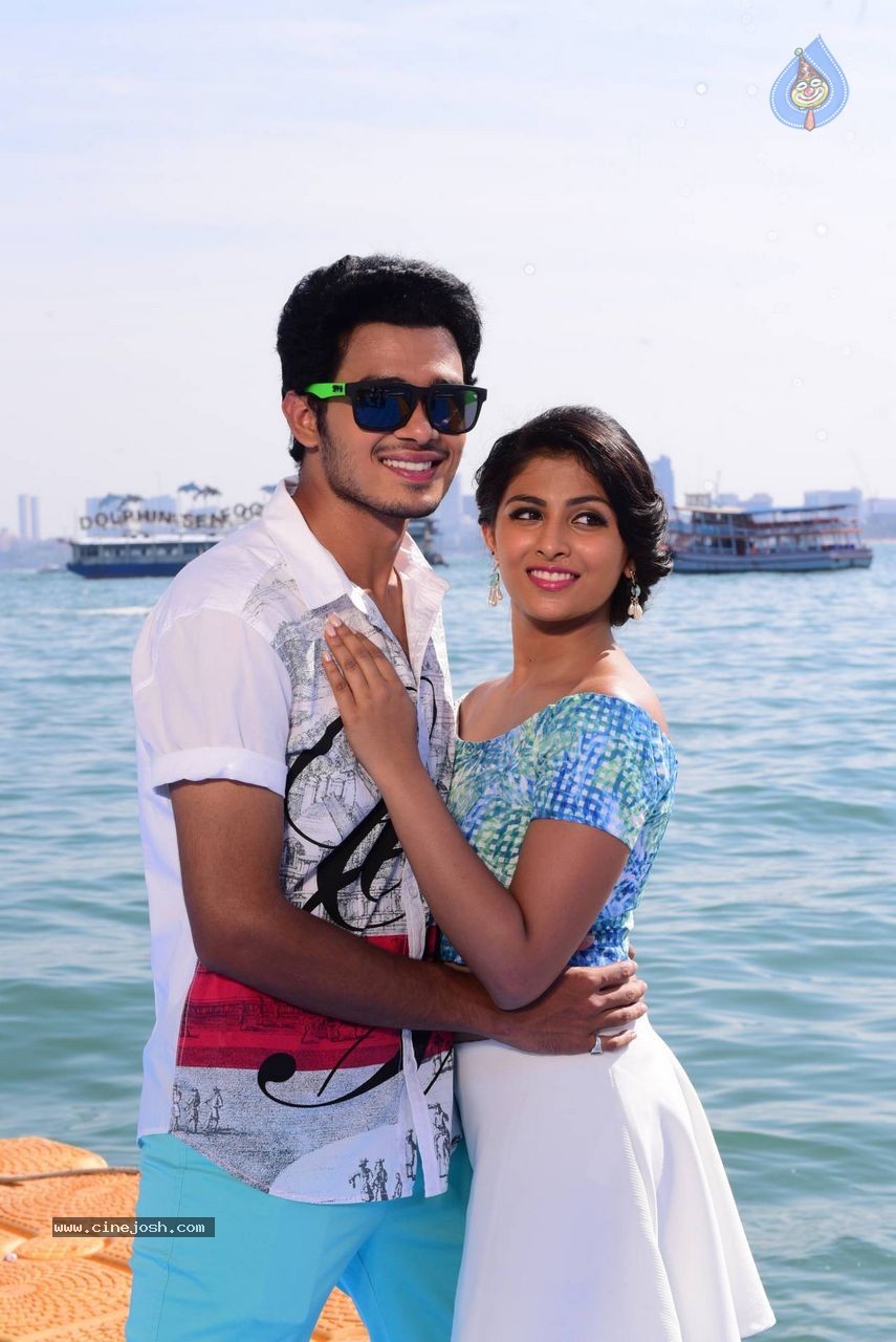 Vinavayya Ramayya Movie Stills - 12 / 24 photos