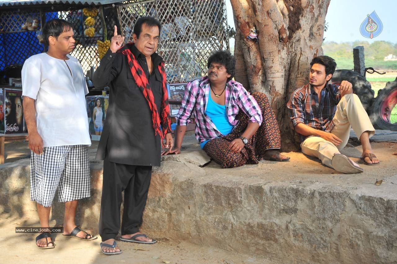 Vinavayya Ramayya Movie Stills - 13 / 24 photos