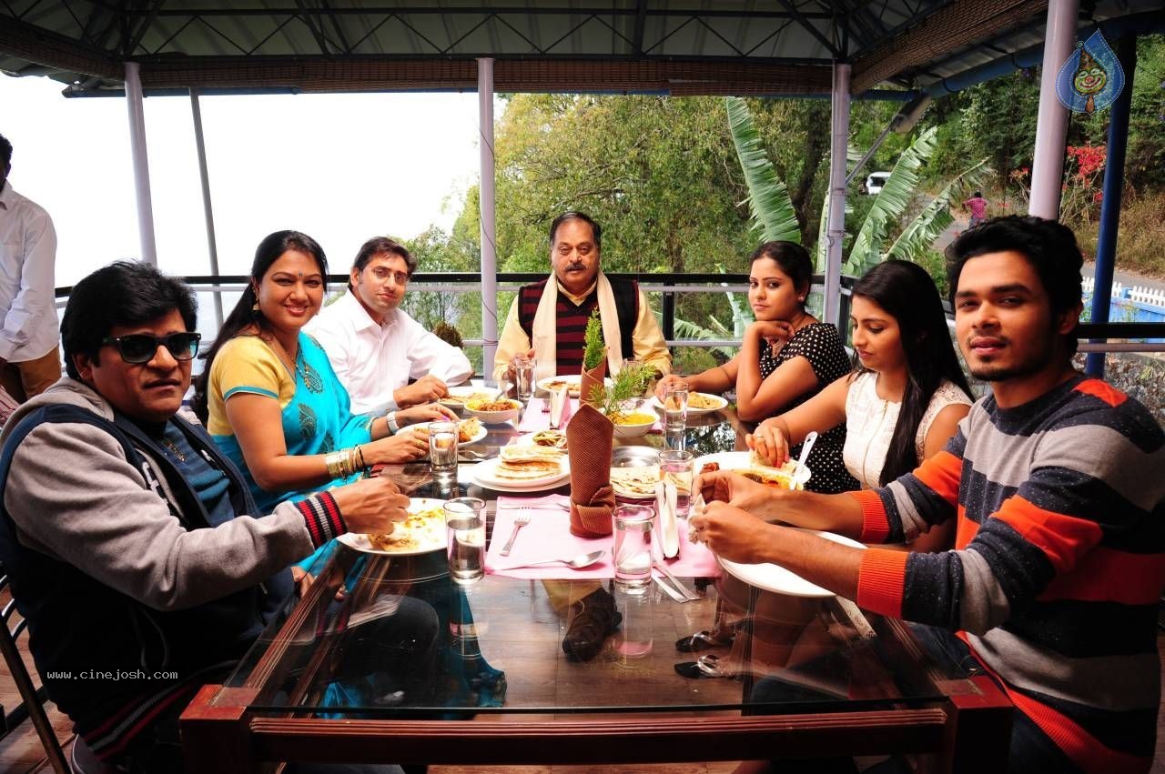 Vinavayya Ramayya Movie Stills - 18 / 24 photos