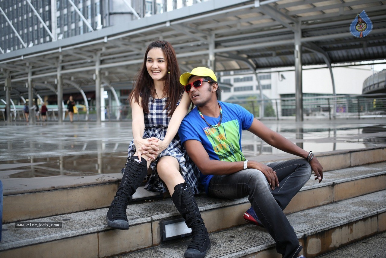 Vinodam 100 Percent Movie Photos - 5 / 14 photos