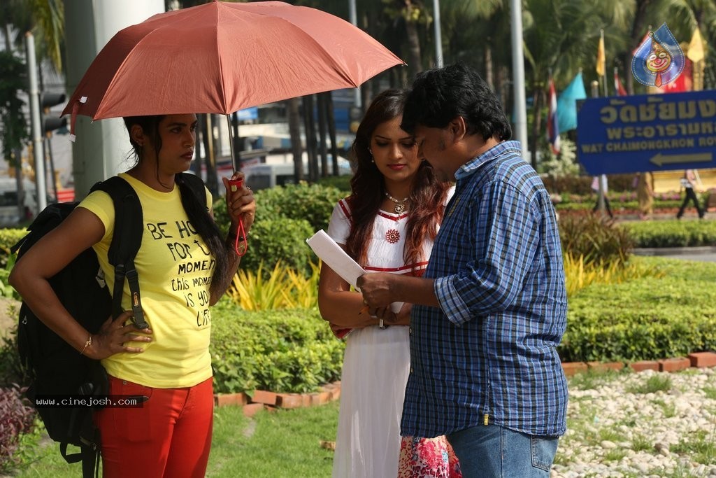 Vinodam 100 Percent Movie Stills - 28 / 30 photos