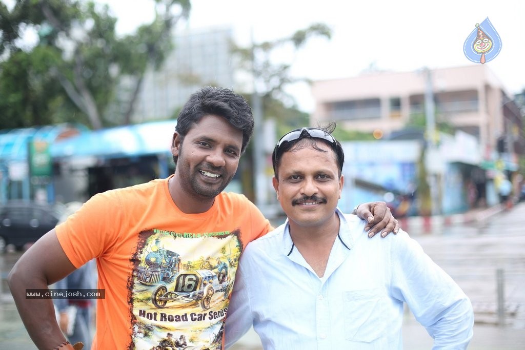 Vinodam 100 Percent Movie Stills - 29 / 30 photos