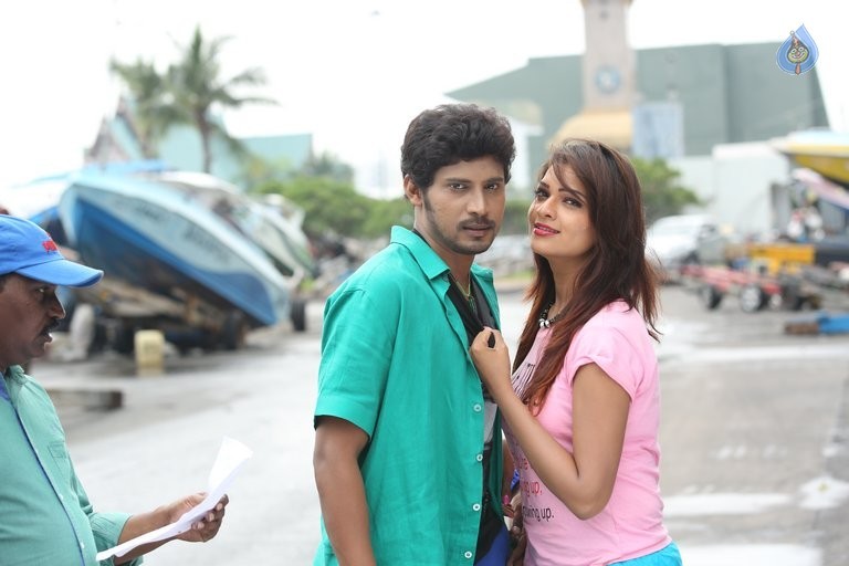 Vinodam 100 Percent New Photos - 5 / 6 photos