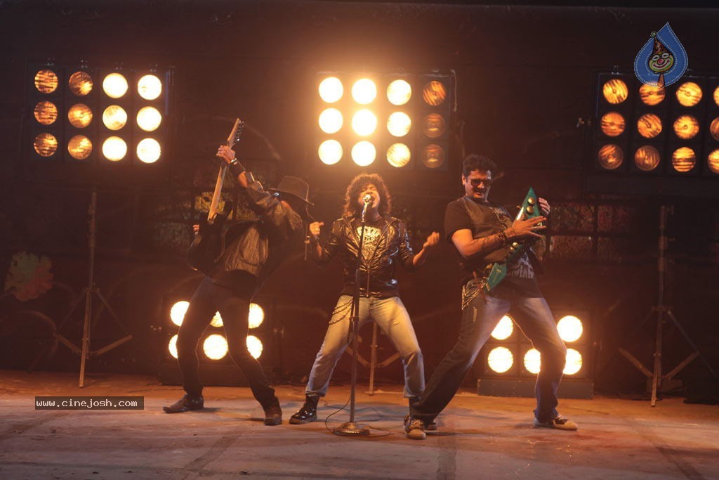 Dega Movie New Stills - 66 / 67 photos