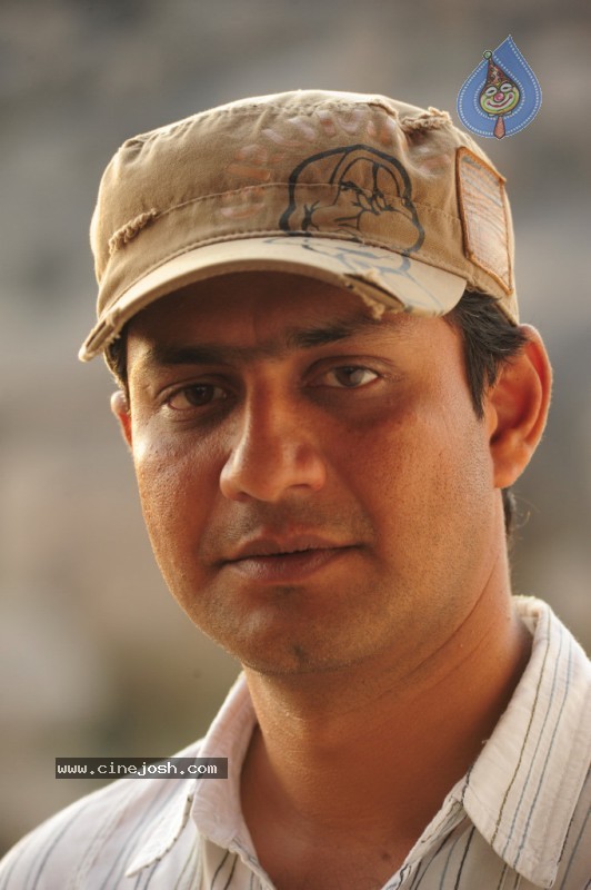 Virodhi Movie New Stills - 60 / 97 photos