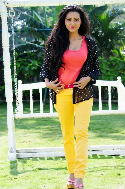 Virus Movie New Photos - 6 / 19 photos