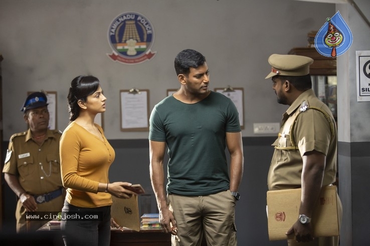 Vishal Chakra Movie Stills - 2 / 9 photos