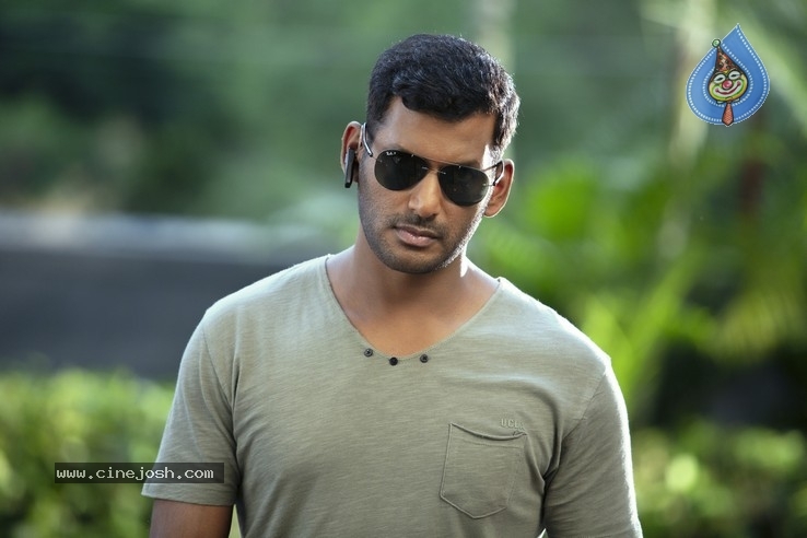 Vishal Chakra Movie Stills - 6 / 9 photos