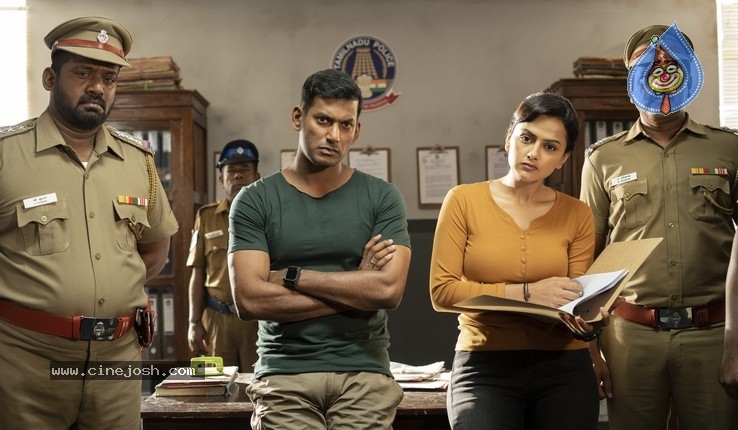 Vishal Chakra Movie Stills - 9 / 9 photos