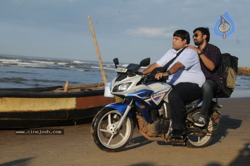 Vykuntapali Movie Stills - 14 / 40 photos