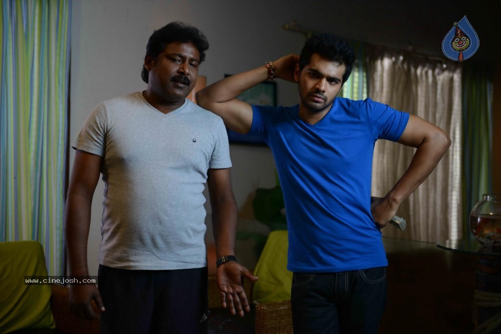 Weekend Love Movie New Stills - 12 / 31 photos