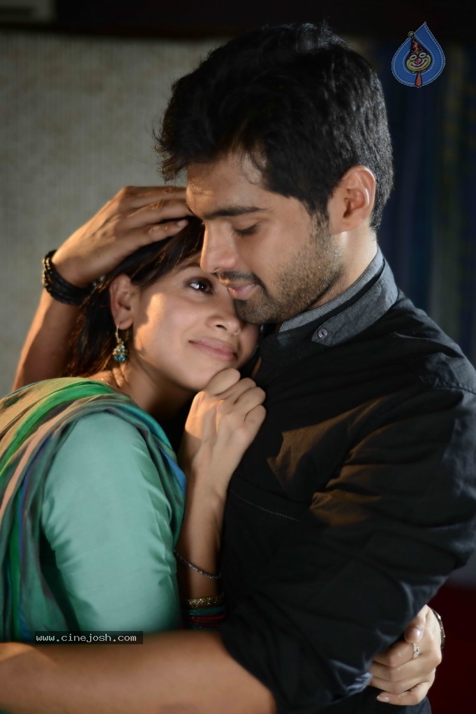 Weekend Love Movie New Stills - 14 / 31 photos