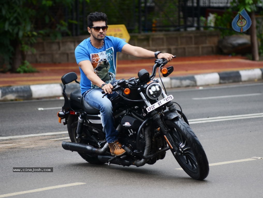 Weekend Love New Photos - 34 / 45 photos