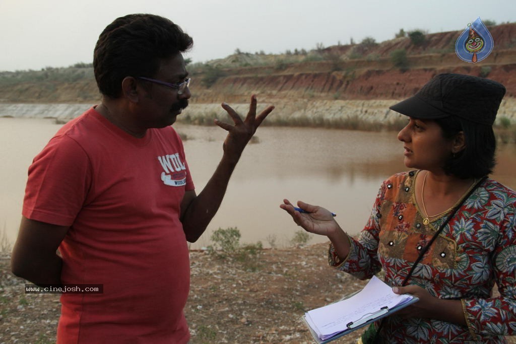 Welcome Obama Movie Hot Stills - 3 / 83 photos