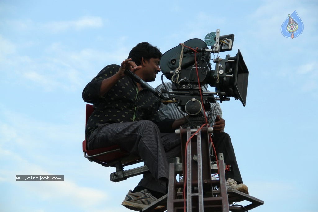 Welcome Obama Movie Hot Stills - 14 / 83 photos