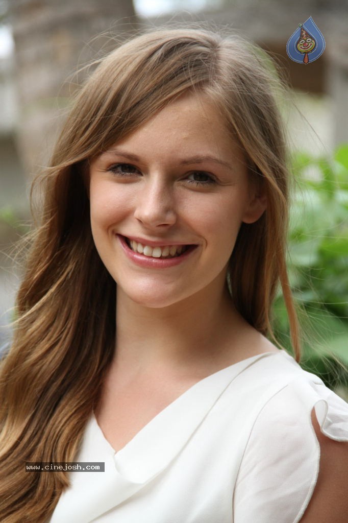 Welcome Obama Movie Hot Stills - 46 / 83 photos