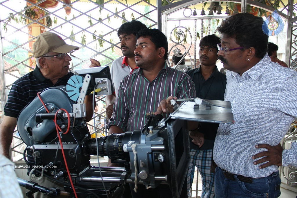 Welcome Obama Movie Hot Stills - 61 / 83 photos