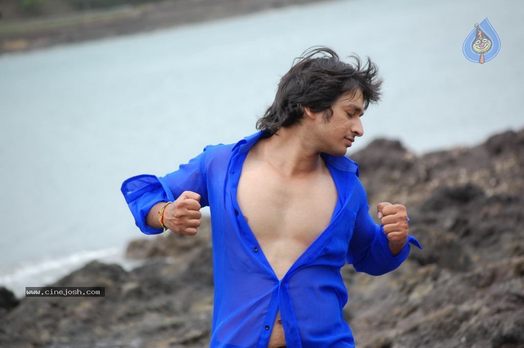 What Happen 6 to 6 Movie Stills - 44 / 82 photos