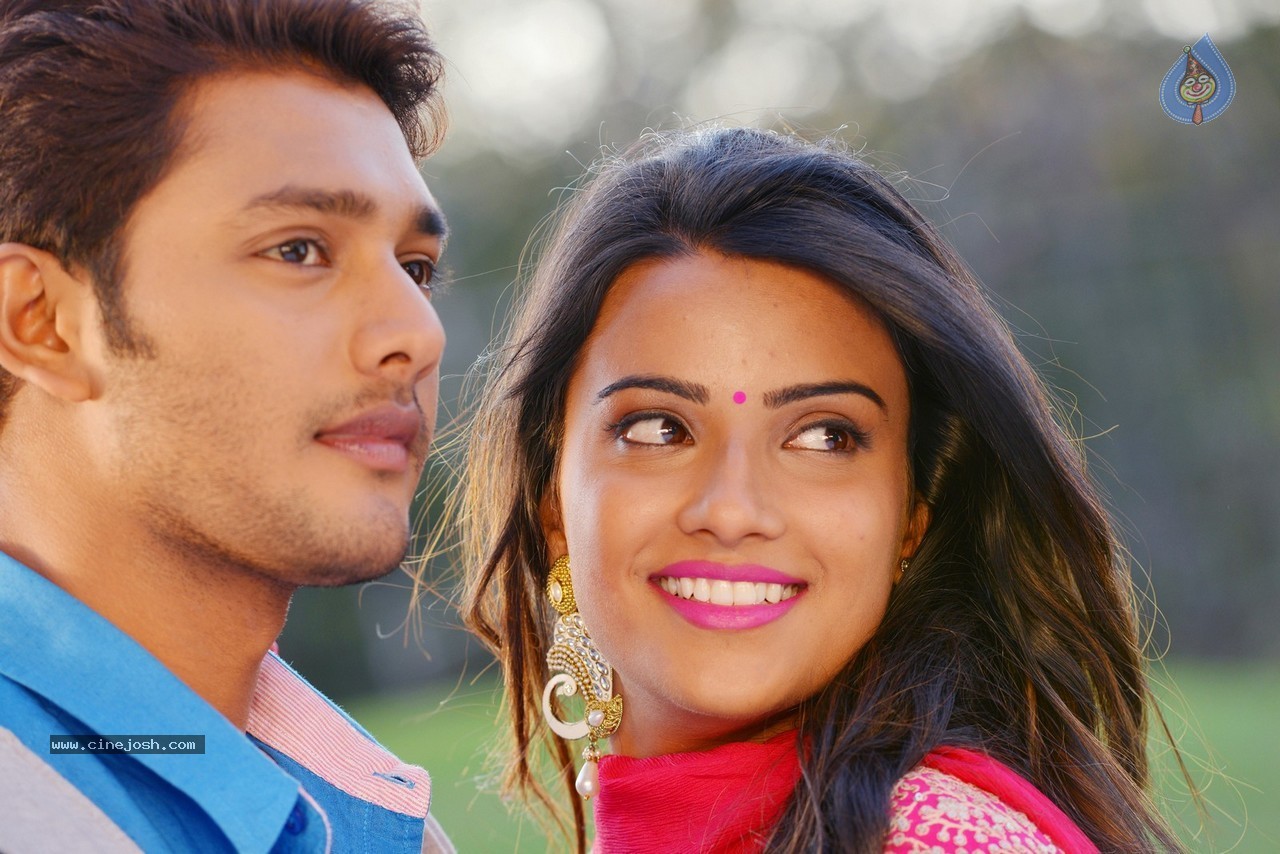 Where is Vidya Balan Movie Photos - 23 / 34 photos