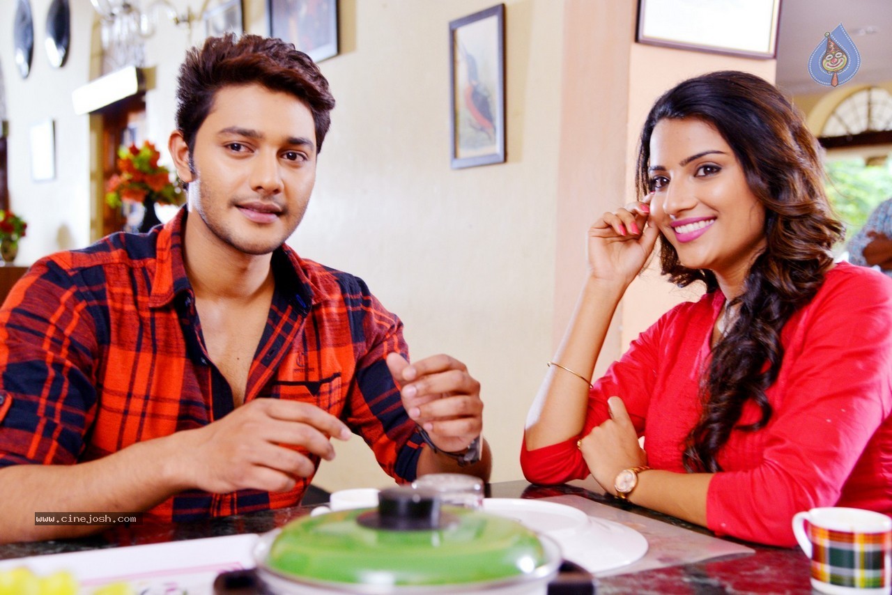 Where is Vidya Balan Movie Photos - 34 / 34 photos