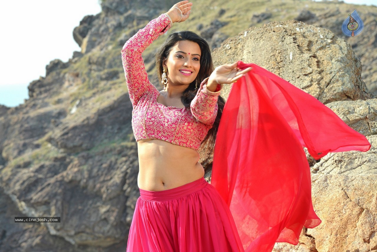 Where is Vidyabalan Gallery - 6 / 30 photos