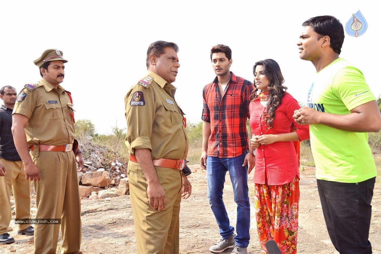 Where is Vidyabalan Gallery - 8 / 30 photos