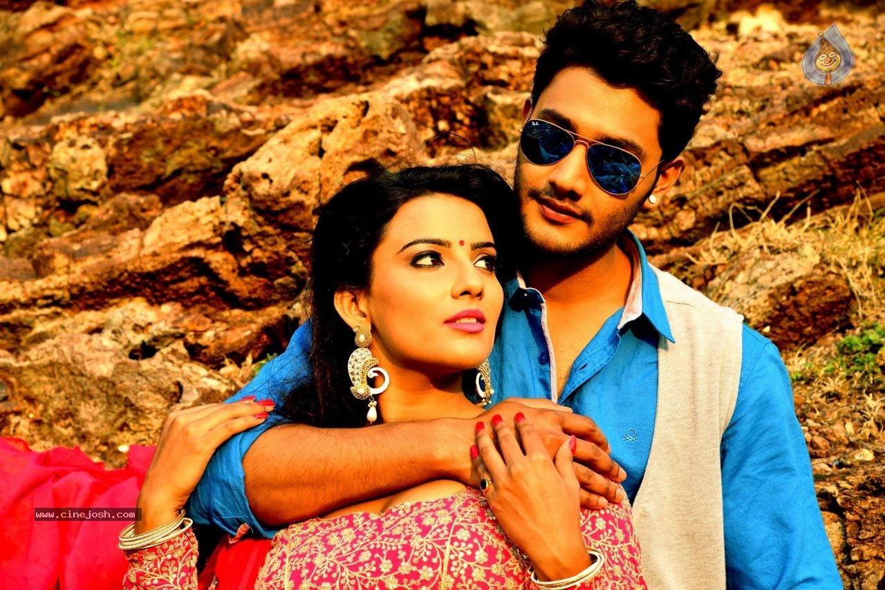 Where is Vidyabalan Movie Gallery - 34 / 109 photos