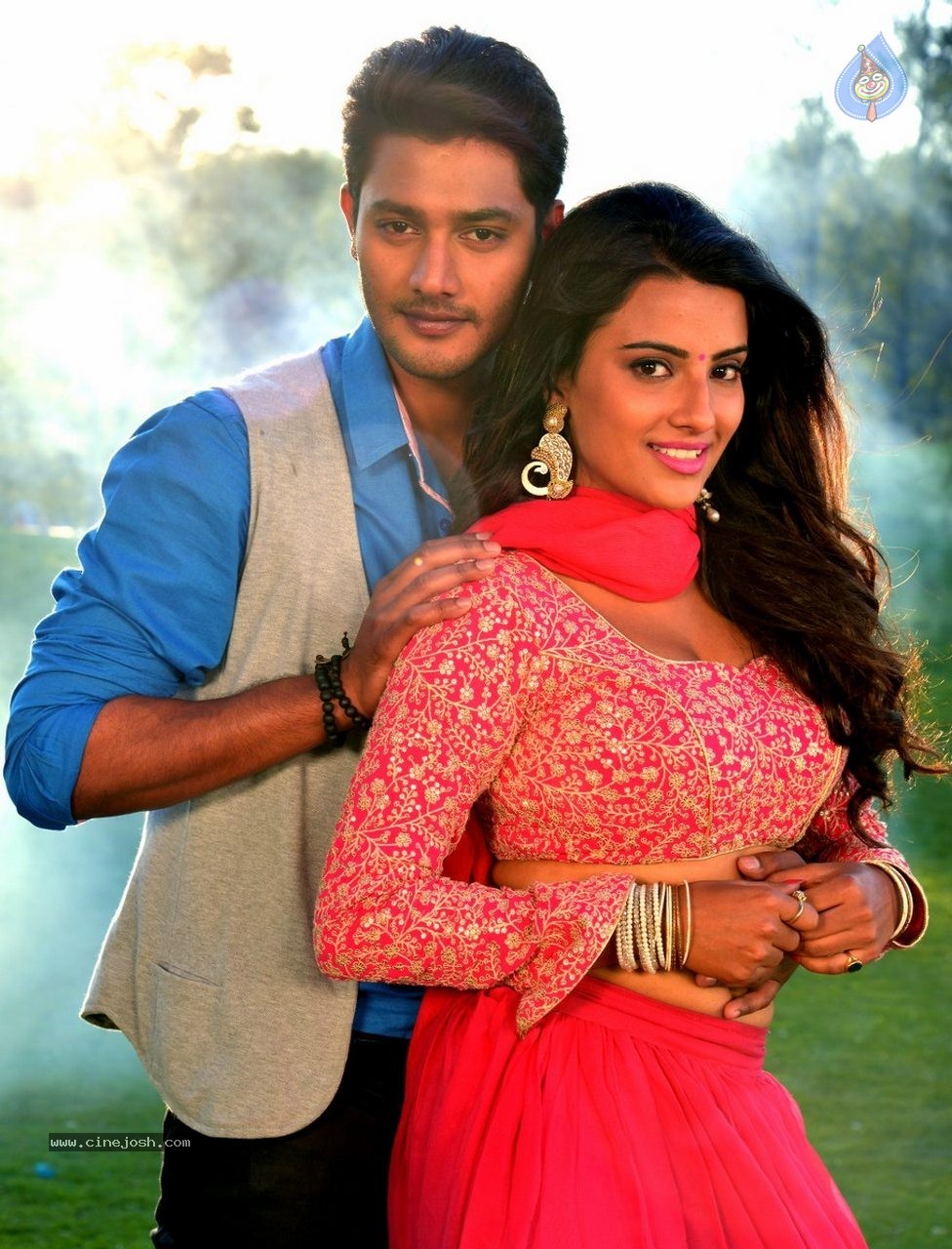 Where is Vidyabalan Movie Gallery - 107 / 109 photos