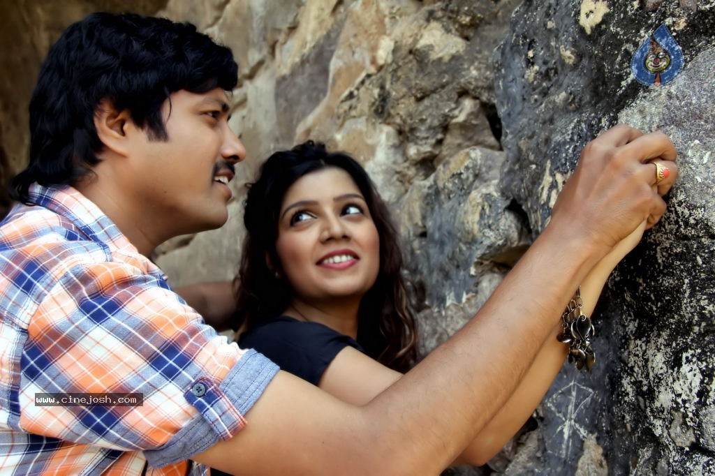 X Girl Friend Stills n Walls - 28 / 76 photos