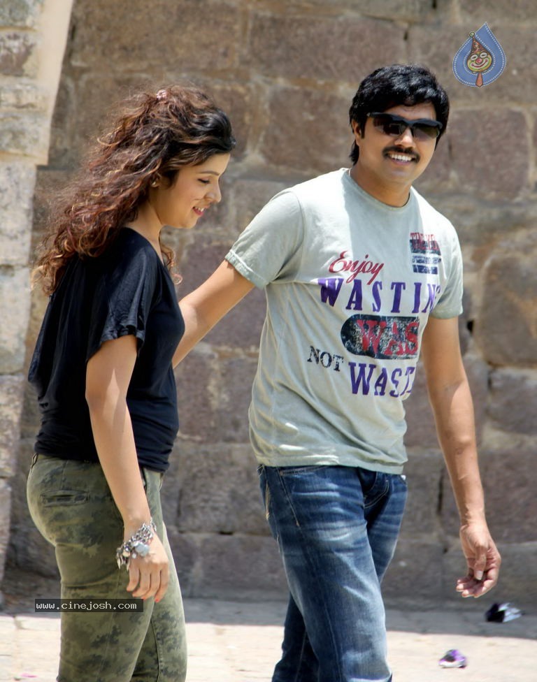 X Girl Friend Stills n Walls - 45 / 76 photos