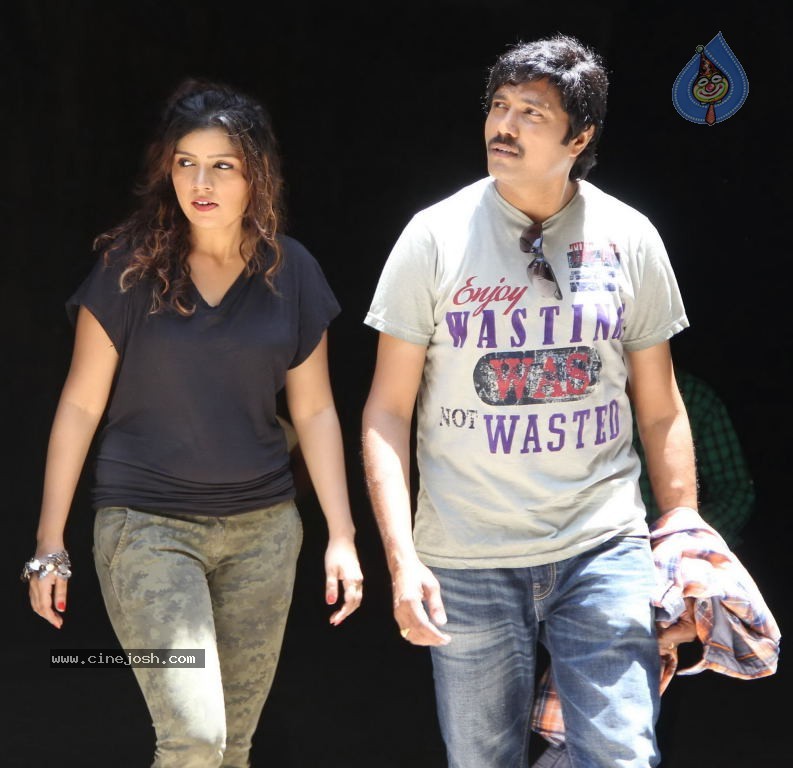 X Girl Friend Stills n Walls - 62 / 76 photos