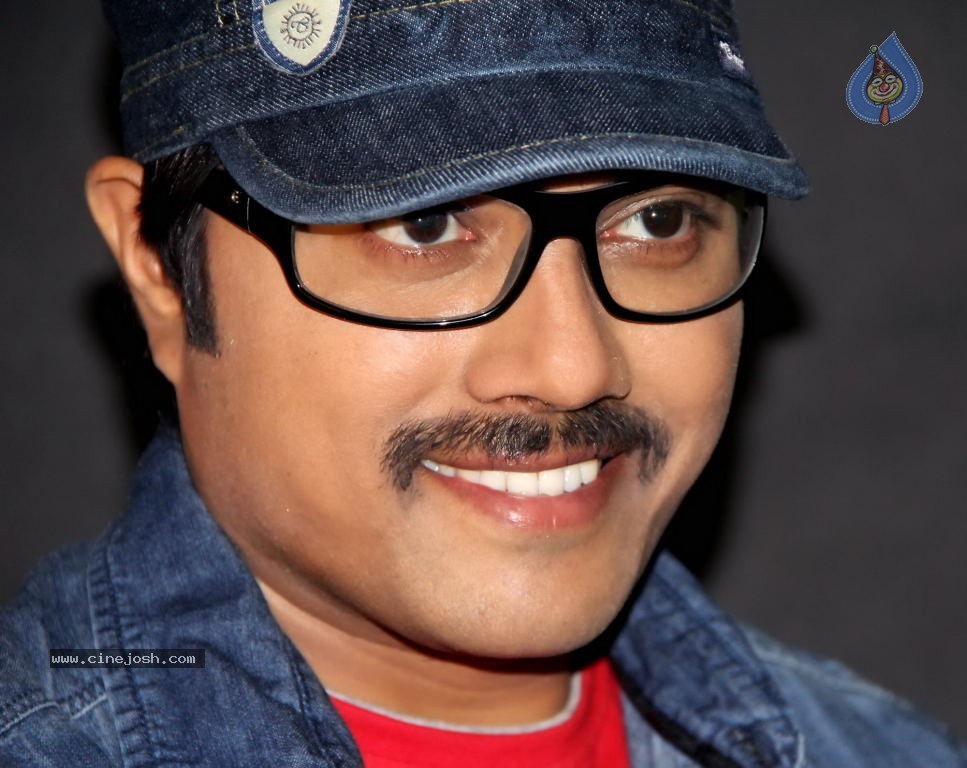 X Girl Friend Stills n Walls - 76 / 76 photos