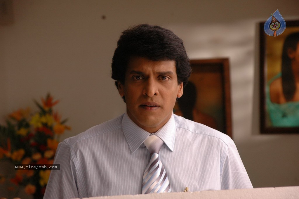 XYZ Movie Stills and Walls - 12 / 19 photos