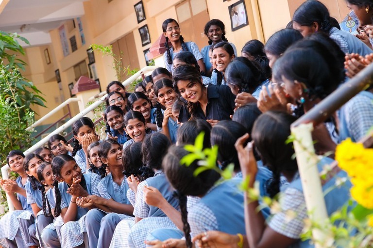 Yaakkai Tamil Movie Photos - 48 / 63 photos